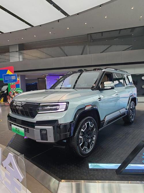 东莞141比亚迪方程豹硬派越野的爆款，英菲尼迪35周年与你共成长